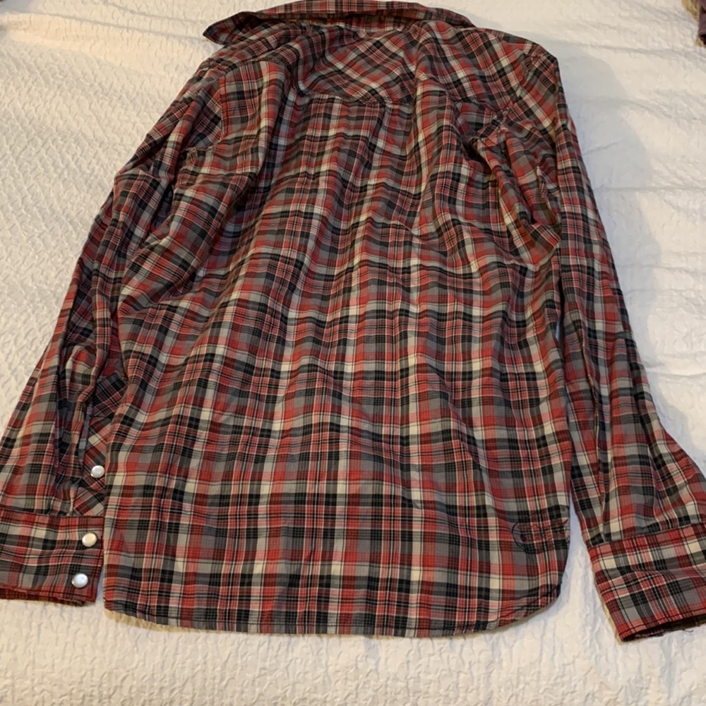 Shirt - Picture 2 of 3